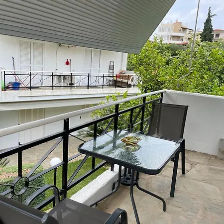 Apartment Summer Getaway In Fokia